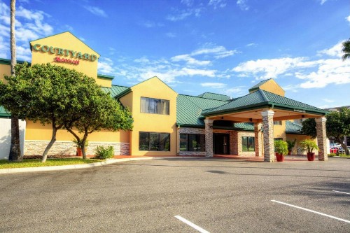 Courtyard by Marriott McAllen - image 3