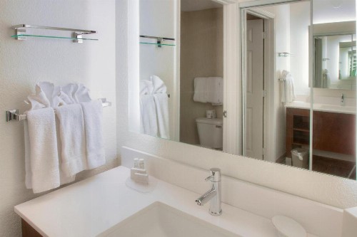 Residence Inn By Marriott McAllen - image 7