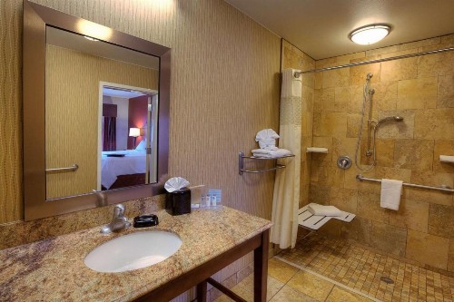 Hampton Inn & Suites McAllen - image 15