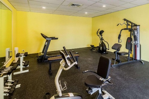 Clarion Inn near McAllen Airport - image 26