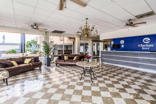 Clarion Inn near McAllen Airport - image 4