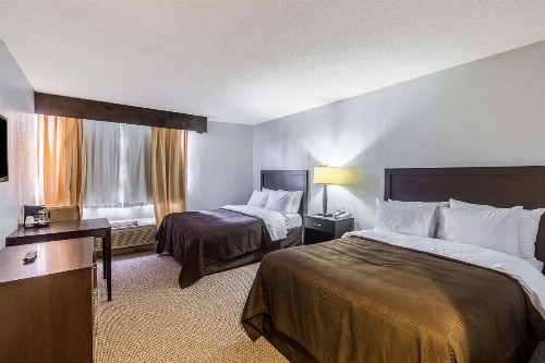 Clarion Inn near McAllen Airport - image 9