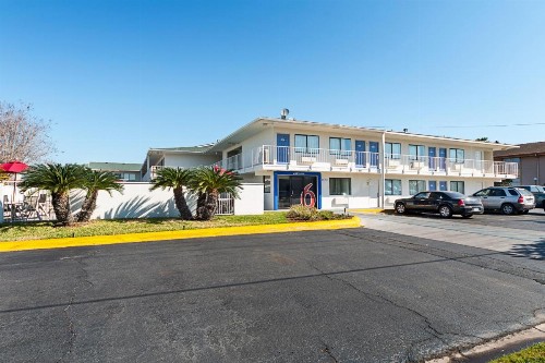 Motel 6-Mcallen TX - image 12