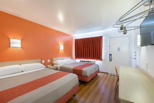 Motel 6-Mcallen TX - image 14