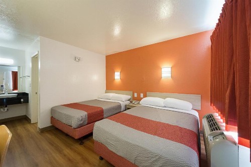 Motel 6-Mcallen TX - image 9