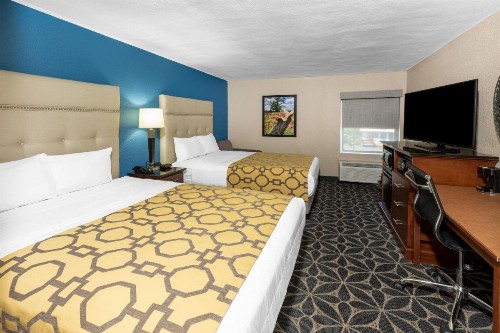 Baymont by Wyndham McAllen - image 21