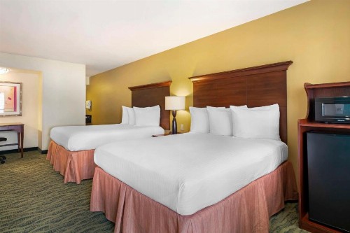 Best Western Mcallen Medical Center - image 12