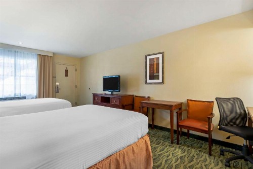 Best Western Mcallen Medical Center - image 17