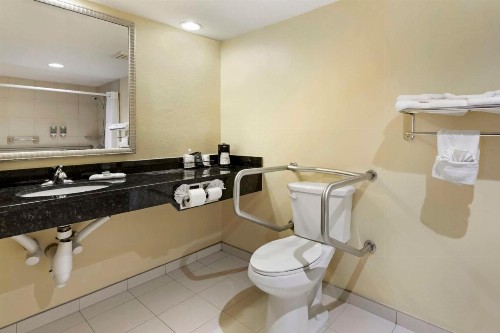 Best Western Mcallen Medical Center - image 26