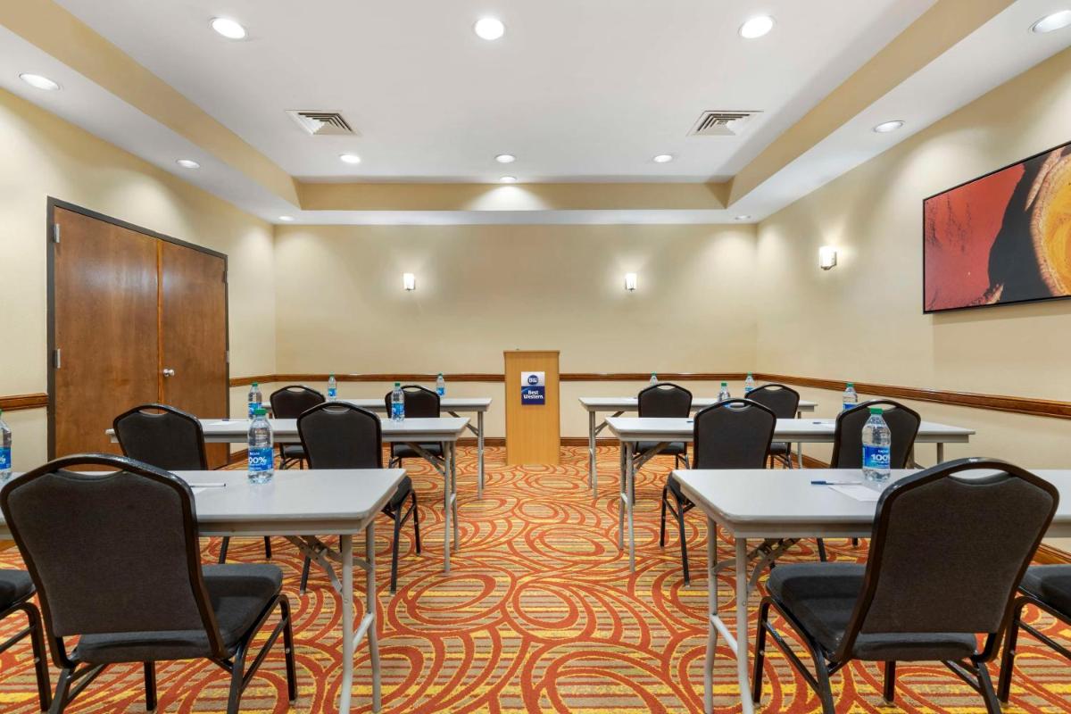 Best Western Mcallen Medical Center - image 6