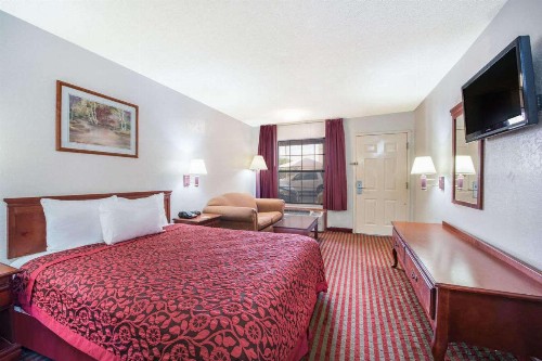 Days Inn by Wyndham McAllen - image 21