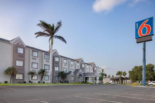Motel 6-McAllen TX - East - image 1