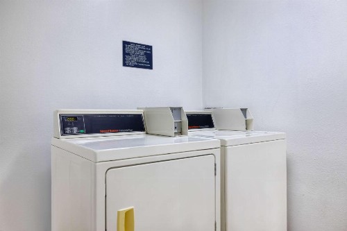 Motel 6-McAllen TX - East - image 23