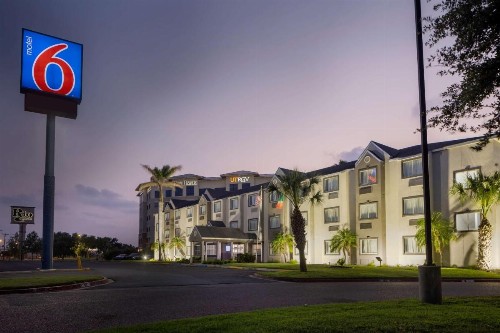 Motel 6-McAllen TX - East - image 3