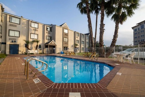 Motel 6-McAllen TX - East - image 4