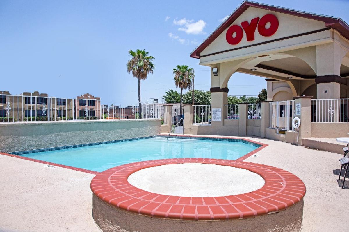 OYO Hotel McAllen Airport South - main image