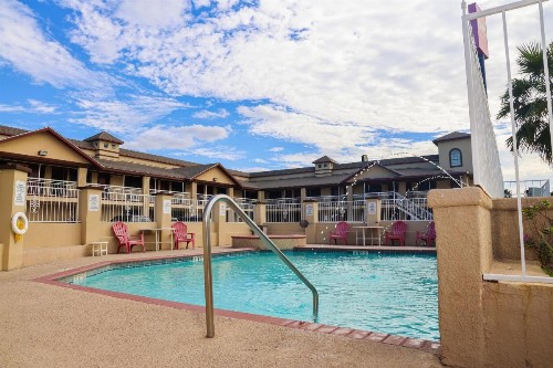 OYO Hotel McAllen Airport South - image 31