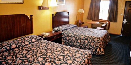 Aloha Inn - image 12