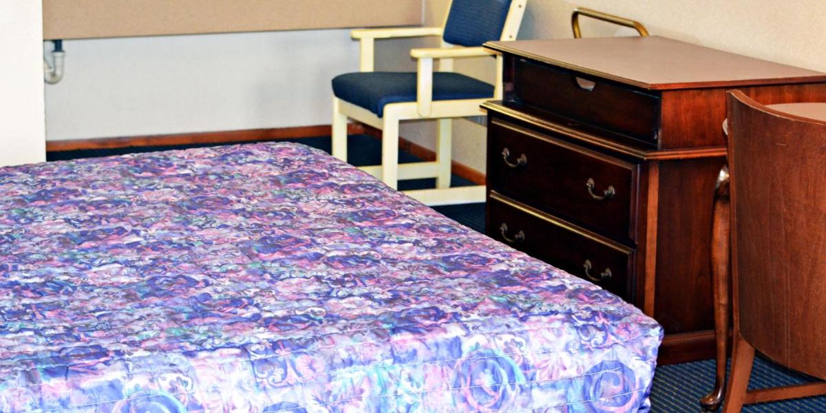 Aloha Inn - image 7