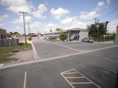 Texas Inn McAllen Airport - image 13
