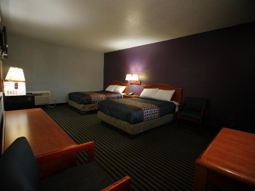 Texas Inn McAllen Airport - image 34