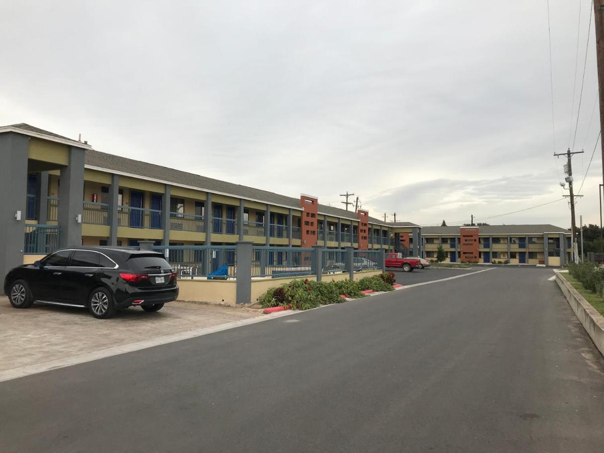 Texas Inn McAllen Airport - image 6