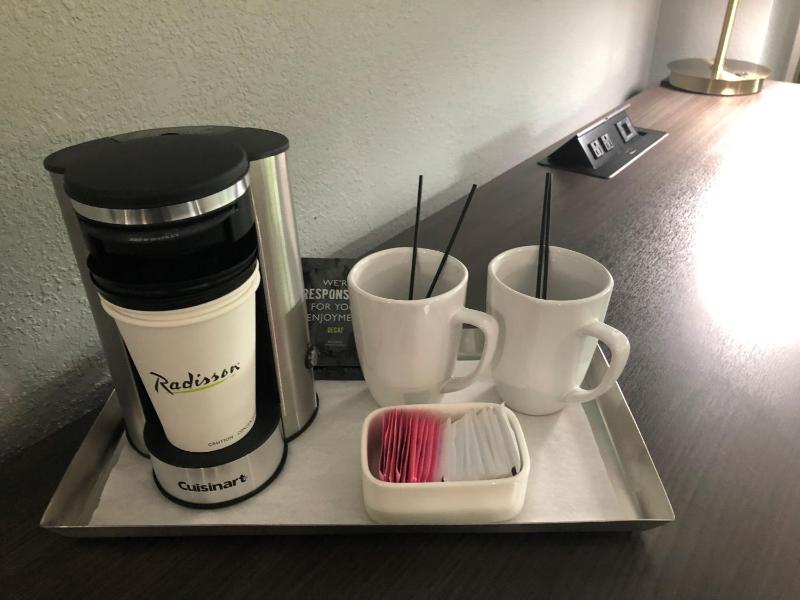 Radisson Hotel McAllen Airport - image 7