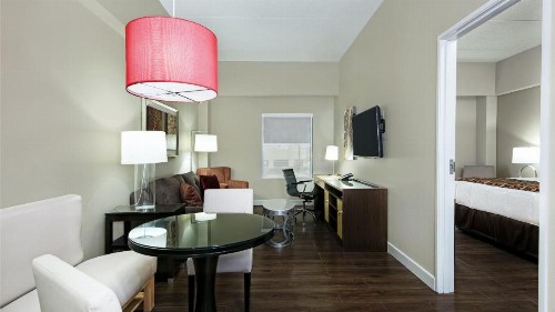 Hawthorn Suites by Wyndham McAllen - image 8