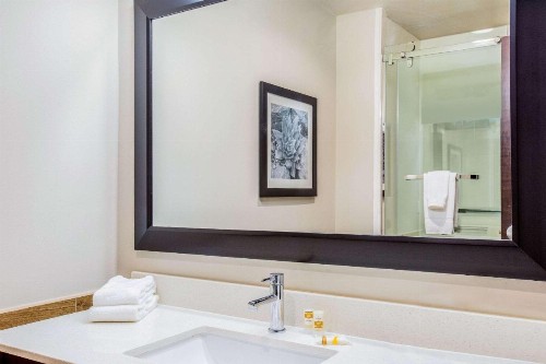 La Quinta by Wyndham McAllen Convention Center - image 19