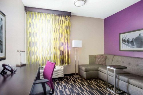 La Quinta by Wyndham McAllen Convention Center - image 26