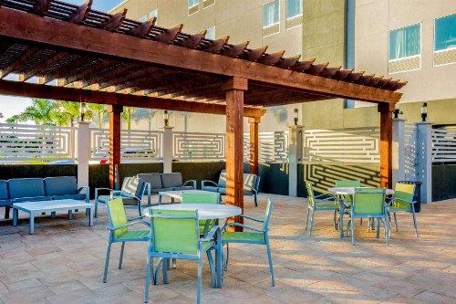 La Quinta by Wyndham McAllen Convention Center - image 37