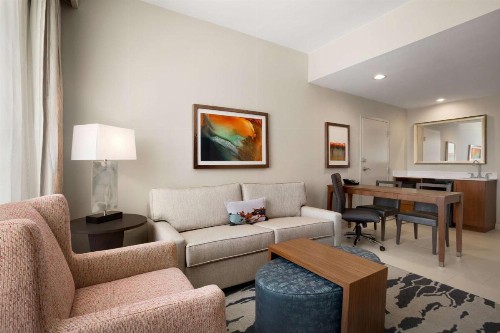 Embassy Suites by Hilton McAllen Convention Center - image 38