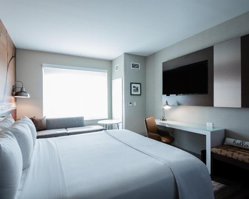 Cambria Hotel McAllen Convention Center - image 24