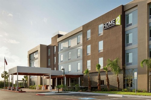 Home2 Suites By Hilton McAllen - image 1