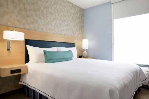 Home2 Suites By Hilton McAllen - image 13