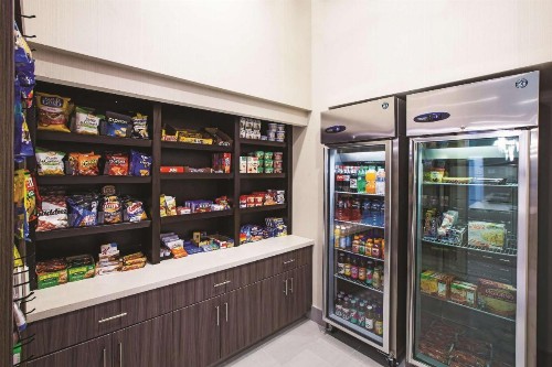 La Quinta by Wyndham McAllen La Plaza Mall - image 24