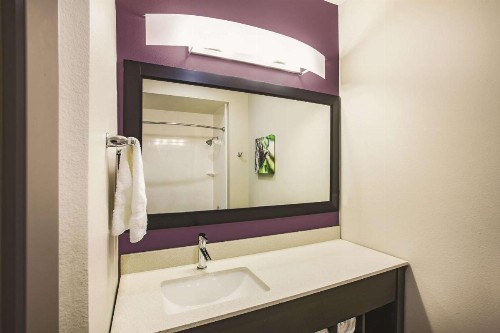 La Quinta by Wyndham McAllen La Plaza Mall - image 8