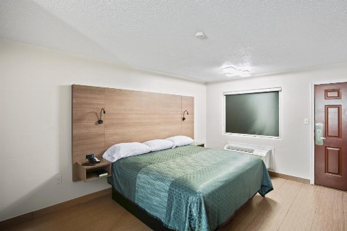 Fiesta Inn - image 25
