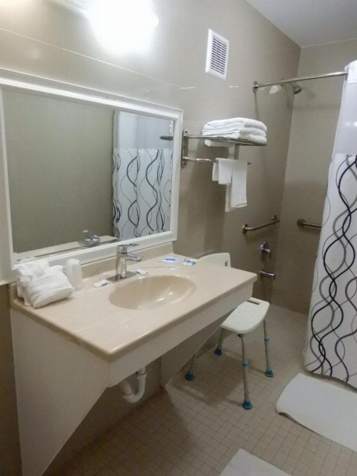 Fiesta Inn - image 9