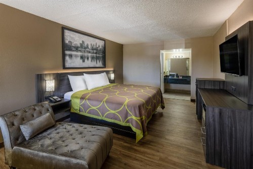 Howard Johnson by Wyndham McDonough GA - image 26