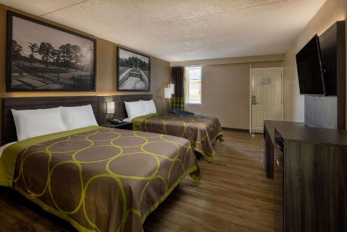 Howard Johnson by Wyndham McDonough GA - image 49