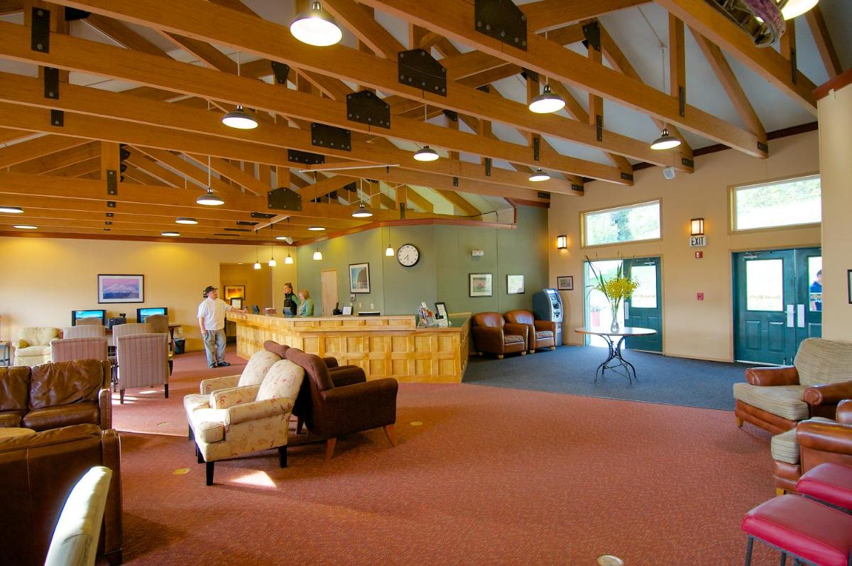 Denali Bluffs Hotel - image 6
