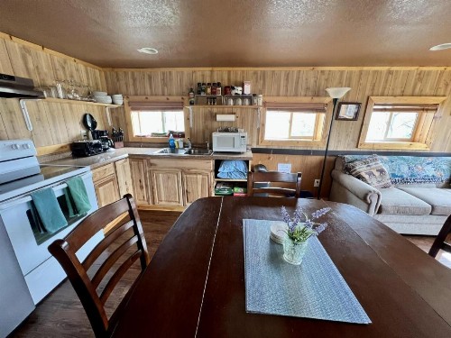 Modern Log Cabin - image 12