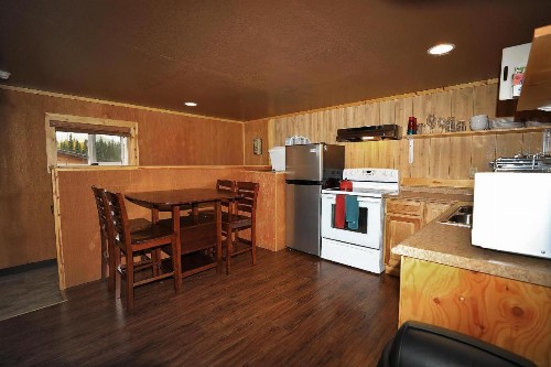 Modern Log Cabin - image 14
