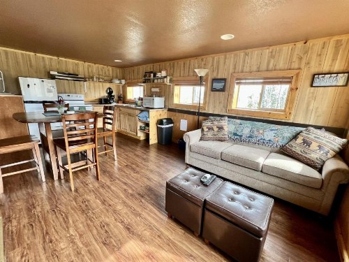 Modern Log Cabin - image 7