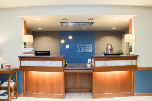 Holiday Inn Express Hotel & Suites Arcata/Eureka-Airport Area an IHG Hotel - image 6