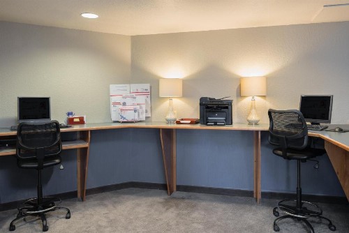 Holiday Inn Express Hotel & Suites Arcata/Eureka-Airport Area an IHG Hotel - image 8