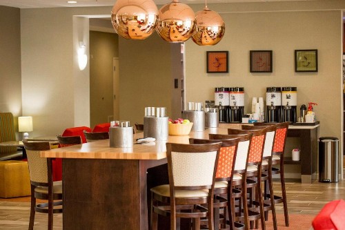 Hampton Inn McPherson - image 11