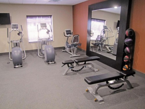 Hampton Inn McPherson - image 18