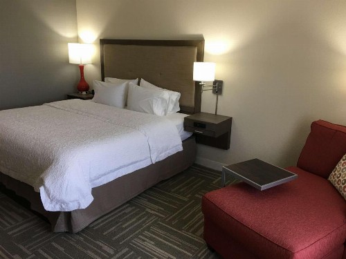 Hampton Inn McPherson - image 36